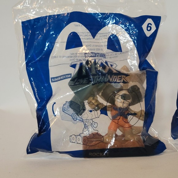 Marvel Studios Thor Love And Thunder McDonalds Toys. Golden Thor & Rocket. - Picture 3 of 6